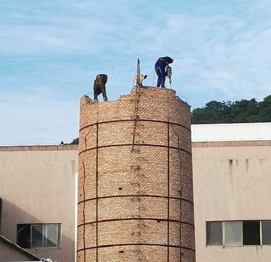 煙囪拆除公司 安全拆除實(shí)施方案